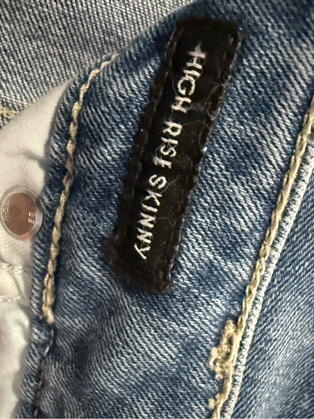 Plus Size Light Wash Skinny Jeans for Women - Picture 3 of 5